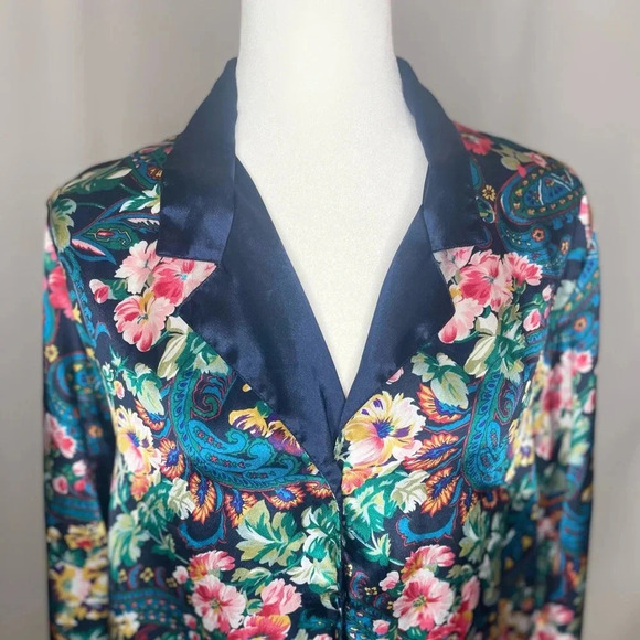 Victoria Secret Silky Gold Label Sleep Shirt Navy Floral Paisley Satin Size M - Picture 2 of 5
